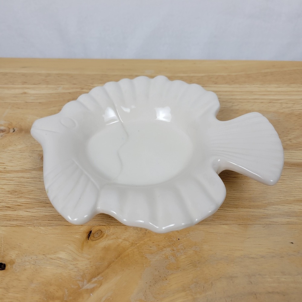 Vintage Fish Shaped Ceramic Trinket Dish White 7.5" Coastal Grandma Mermaidcore